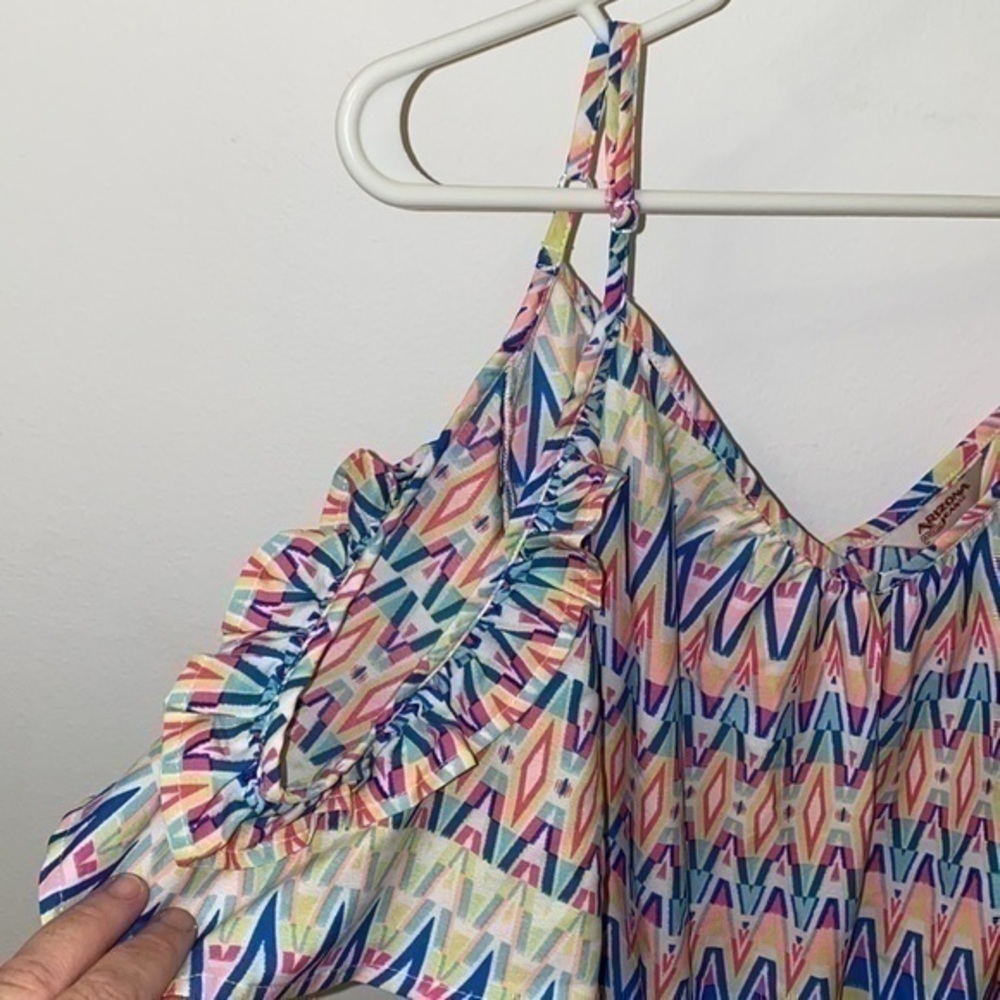 Romper - Picture 2 of 4